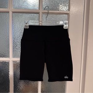 Alo yoga 7” bike short